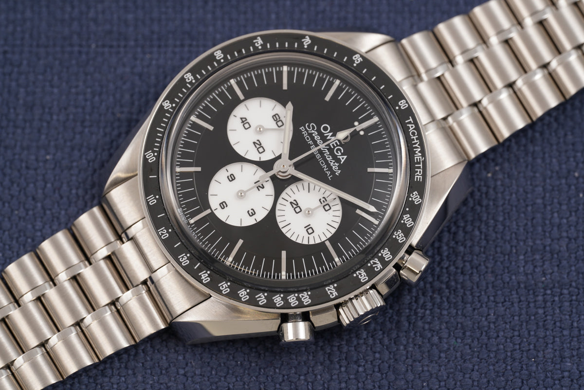 Omega Speedmaster Reverse Panda ref. 310.30.42.50.01.004 Ceramic Bezel Lacquer Dial Full Set