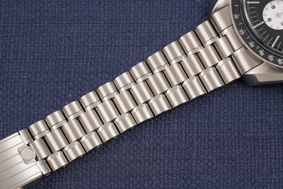 Omega Speedmaster Reverse Panda ref. 310.30.42.50.01.004 Ceramic Bezel Lacquer Dial Full Set